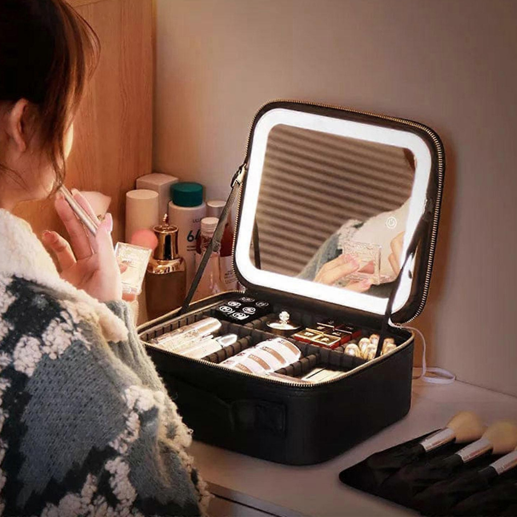 ORGANIZATOR ZA ŠMINKU SA LED OGLEDALOM